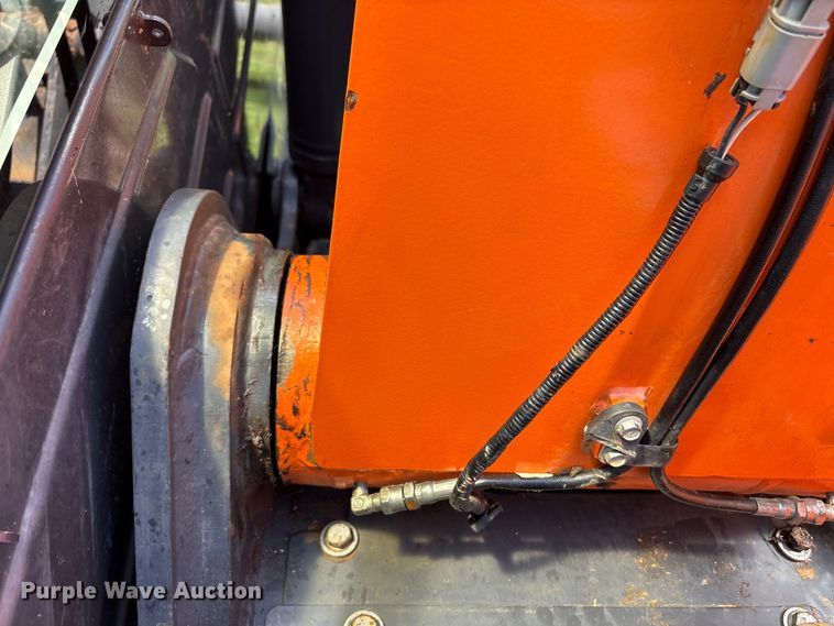 image for item NK9072 2018 Doosan DX140LCR-5 excavator