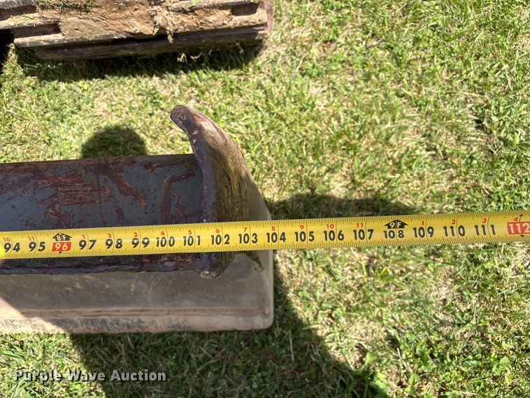 image for item NK9072 2018 Doosan DX140LCR-5 excavator