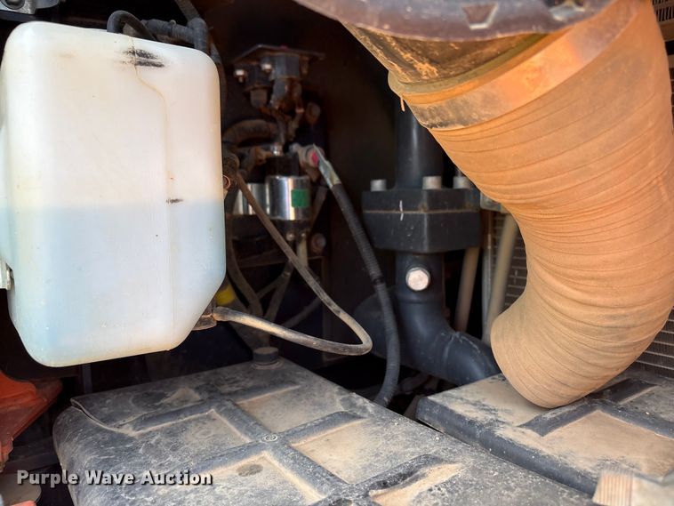 image for item NK9072 2018 Doosan DX140LCR-5 excavator