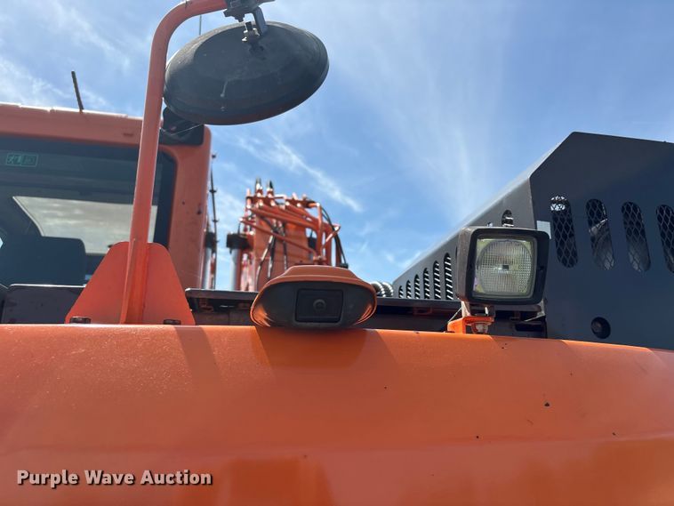 image for item NK9072 2018 Doosan DX140LCR-5 excavator