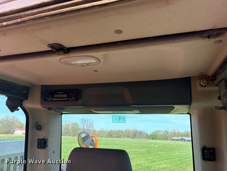 image for item NK9072 2018 Doosan DX140LCR-5 excavator