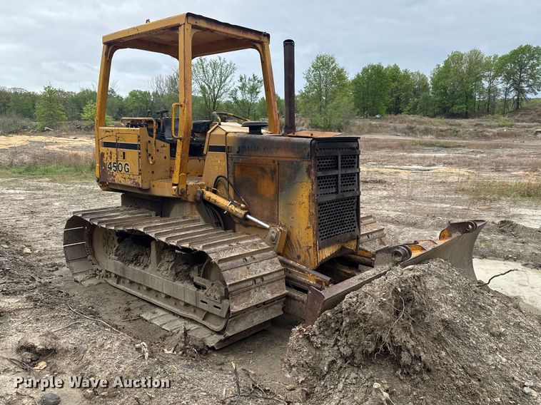 image for item NK9151 1988 John Deere 450G dozer