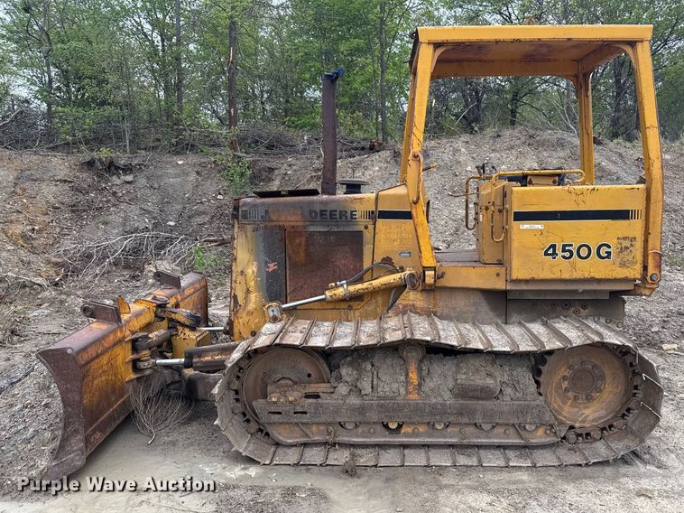 image for item NK9151 1988 John Deere 450G dozer
