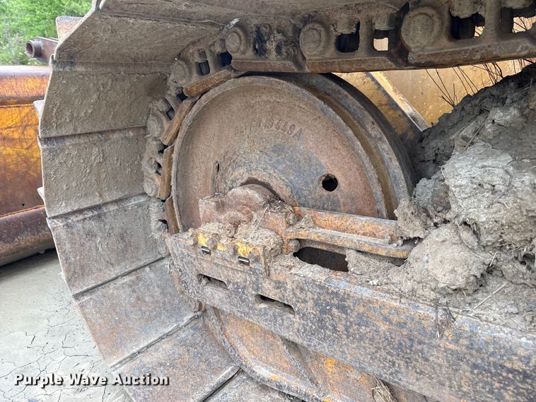 image for item NK9151 1988 John Deere 450G dozer