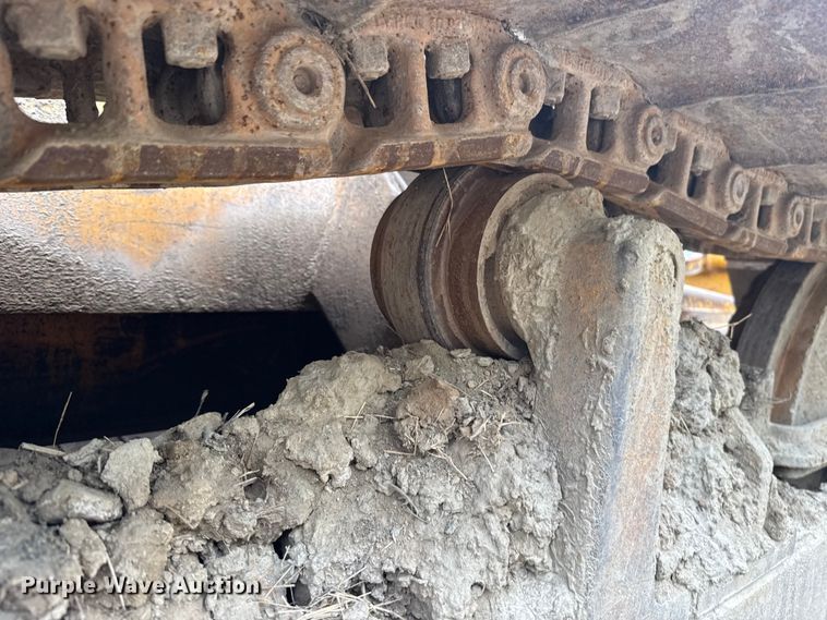 image for item NK9151 1988 John Deere 450G dozer
