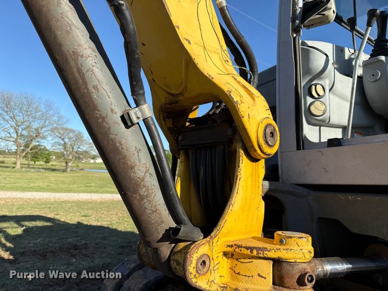 image for item NK9159 2005 Gehl 503Z mini excavator