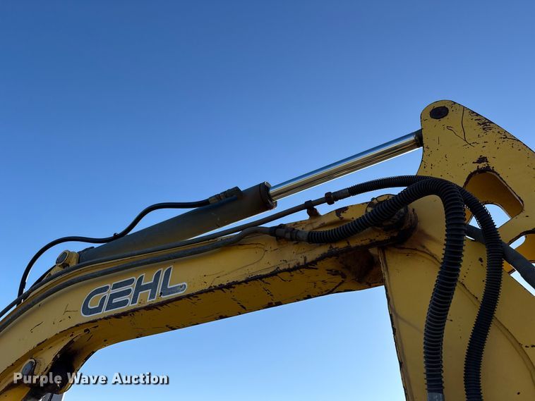 image for item NK9159 2005 Gehl 503Z mini excavator
