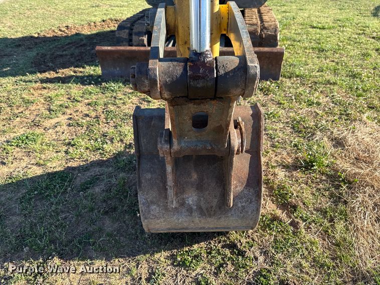 image for item NK9159 2005 Gehl 503Z mini excavator
