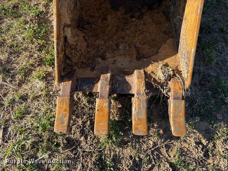image for item NK9159 2005 Gehl 503Z mini excavator
