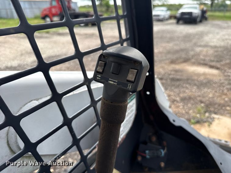 image for item NK9196 2011 Bobcat T750 skid steer loader