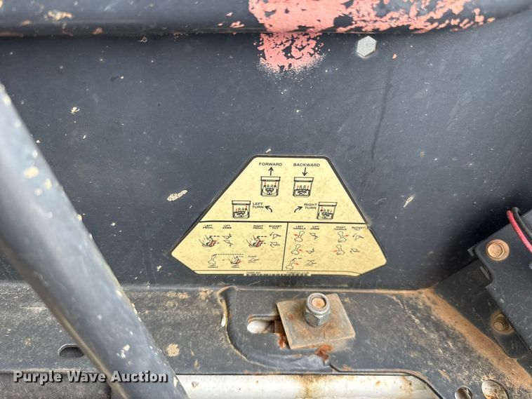 image for item NK9196 2011 Bobcat T750 skid steer loader