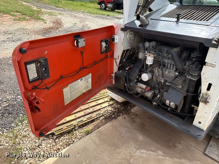 image for item NK9196 2011 Bobcat T750 skid steer loader