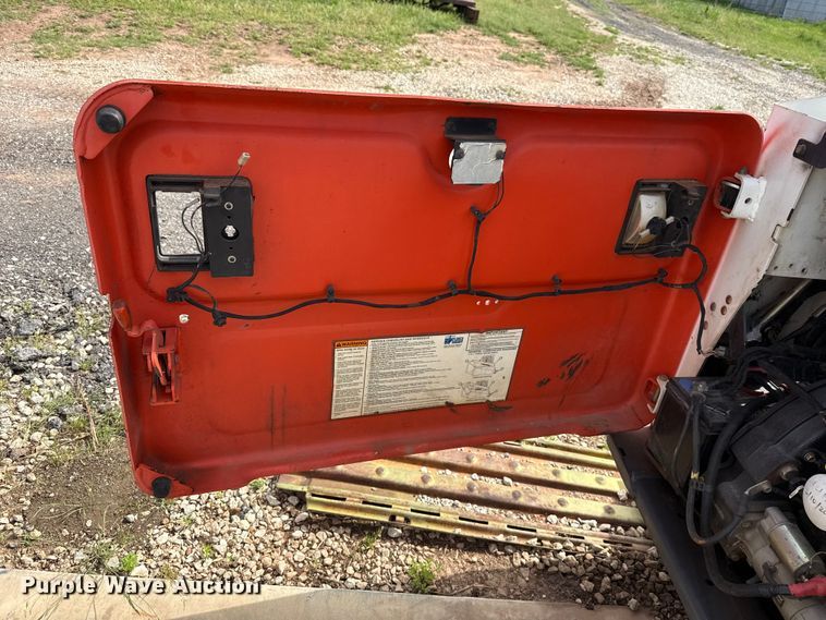 image for item NK9196 2011 Bobcat T750 skid steer loader
