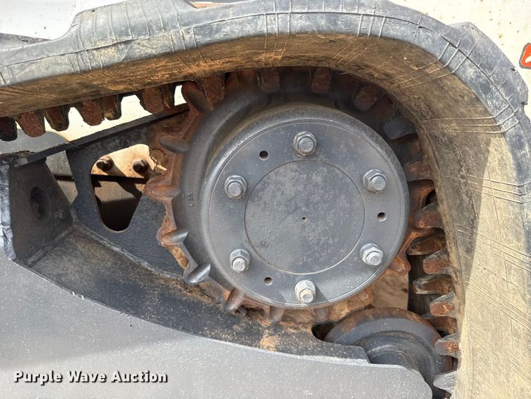 image for item NK9196 2011 Bobcat T750 skid steer loader