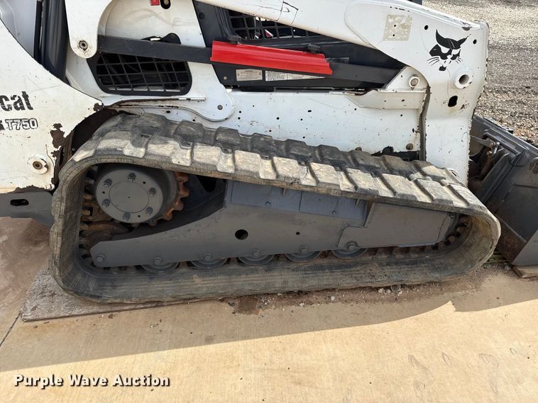 image for item NK9196 2011 Bobcat T750 skid steer loader