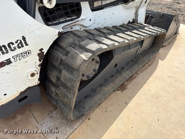image for item NK9196 2011 Bobcat T750 skid steer loader