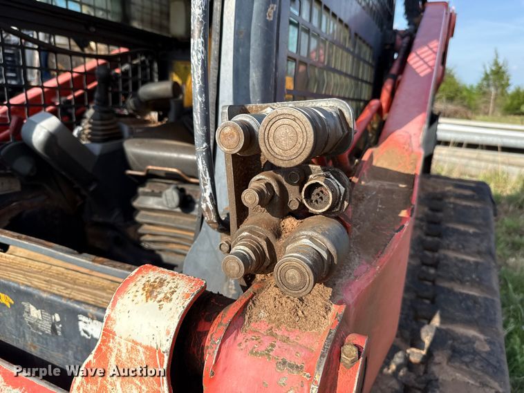image for item NK9198 2014 Kubota SVL90-2 skid steer loader
