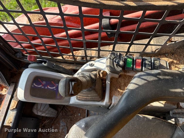 image for item NK9198 2014 Kubota SVL90-2 skid steer loader