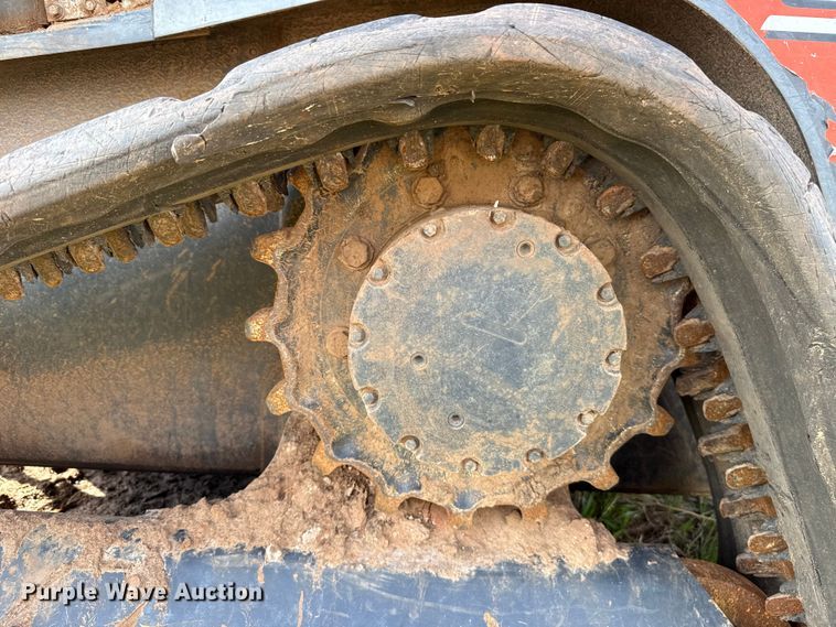 image for item NK9198 2014 Kubota SVL90-2 skid steer loader