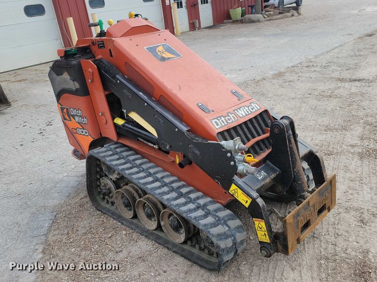 image for item NK9976 2018 Ditch Witch SK800 compact utility loader