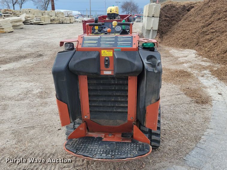 image for item NK9976 2018 Ditch Witch SK800 compact utility loader