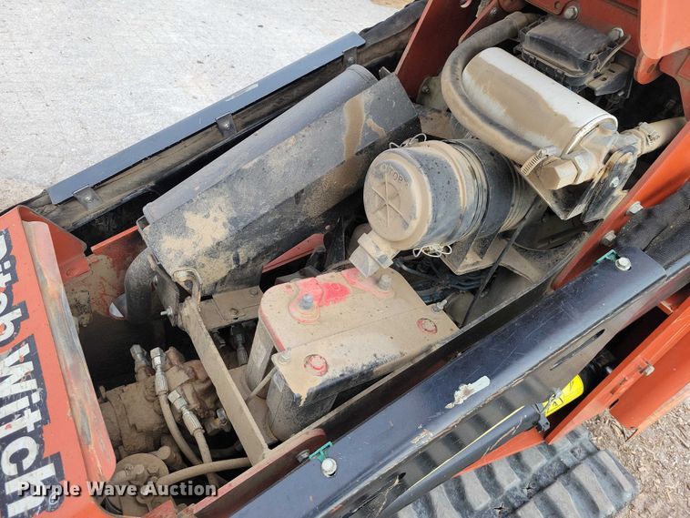image for item NK9976 2018 Ditch Witch SK800 compact utility loader