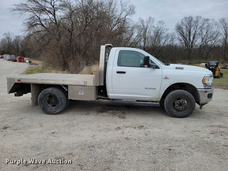 image for item NK9988 2020 RAM 3500 flatbed pickup truck