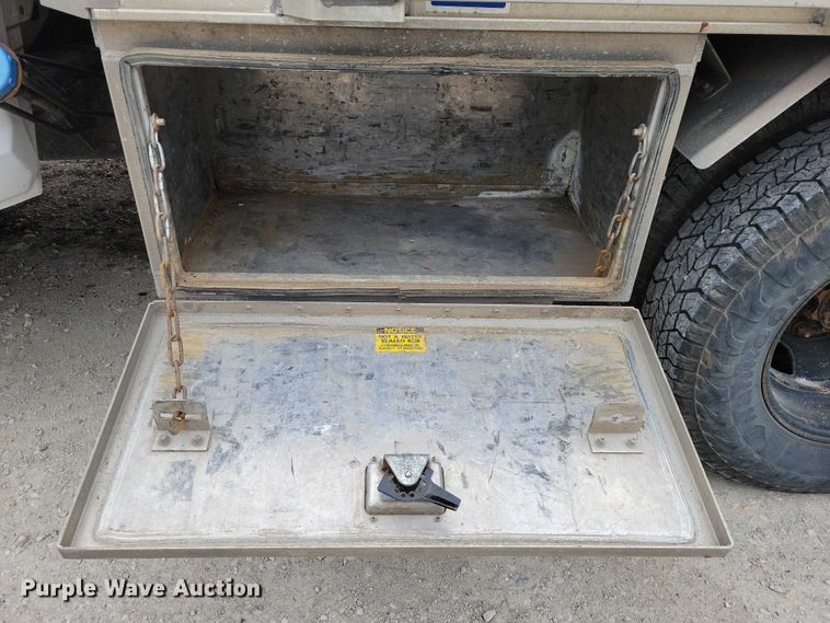 image for item NK9988 2020 RAM 3500 flatbed pickup truck