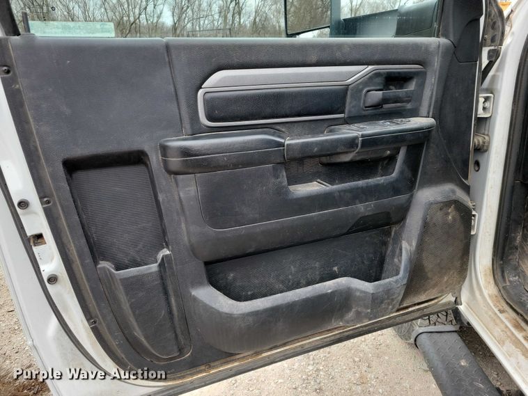 image for item NK9988 2020 RAM 3500 flatbed pickup truck