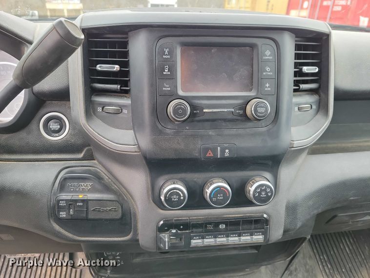 image for item NK9988 2020 RAM 3500 flatbed pickup truck