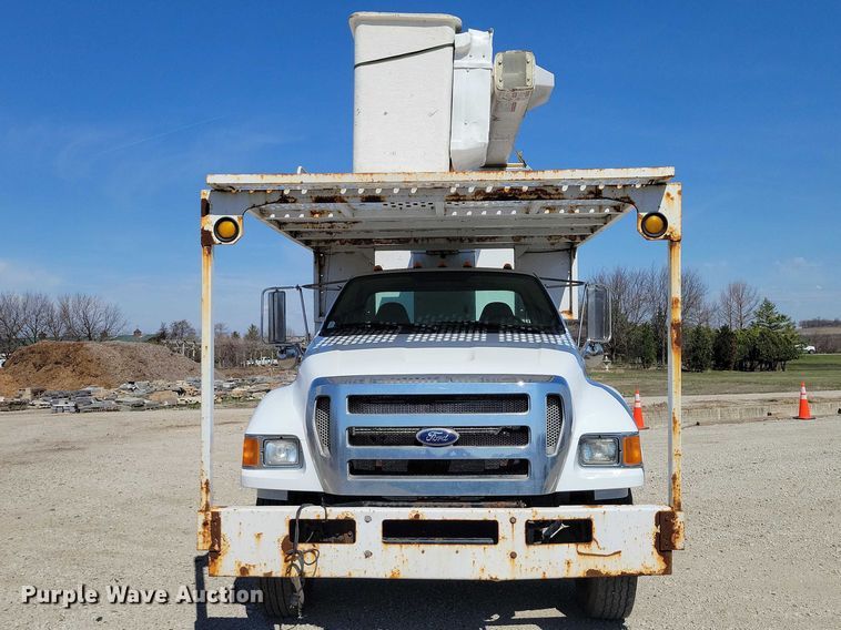 image for item NK9991 2010 Ford F750 Super Duty bucket truck