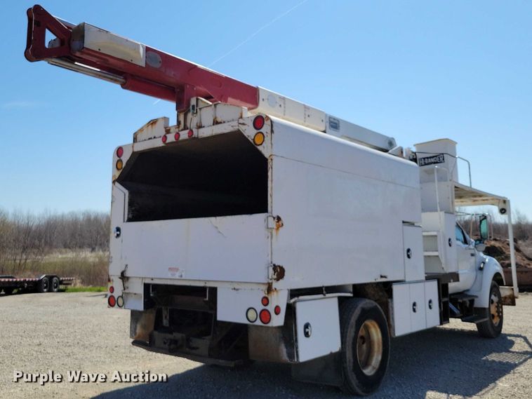 image for item NK9991 2010 Ford F750 Super Duty bucket truck