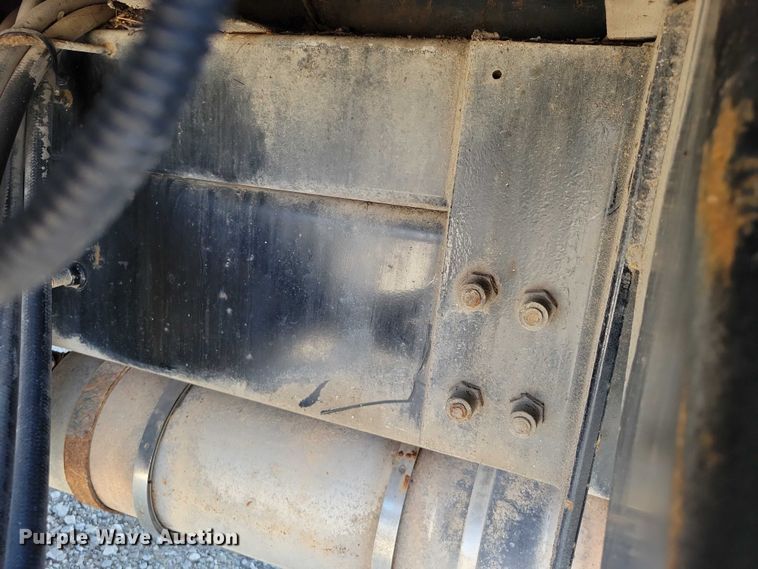 image for item NK9991 2010 Ford F750 Super Duty bucket truck