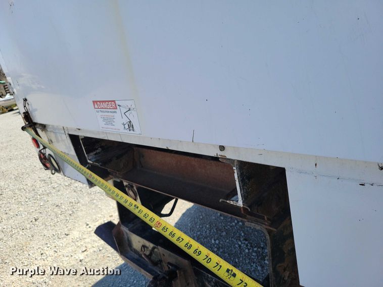 image for item NK9991 2010 Ford F750 Super Duty bucket truck