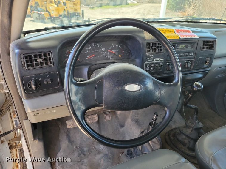 image for item NK9991 2010 Ford F750 Super Duty bucket truck