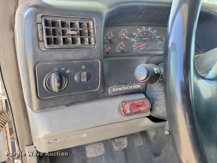image for item NK9991 2010 Ford F750 Super Duty bucket truck