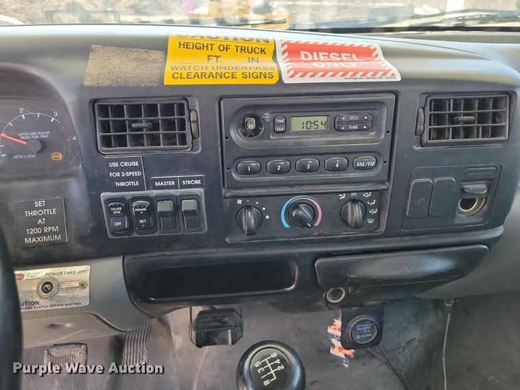 image for item NK9991 2010 Ford F750 Super Duty bucket truck