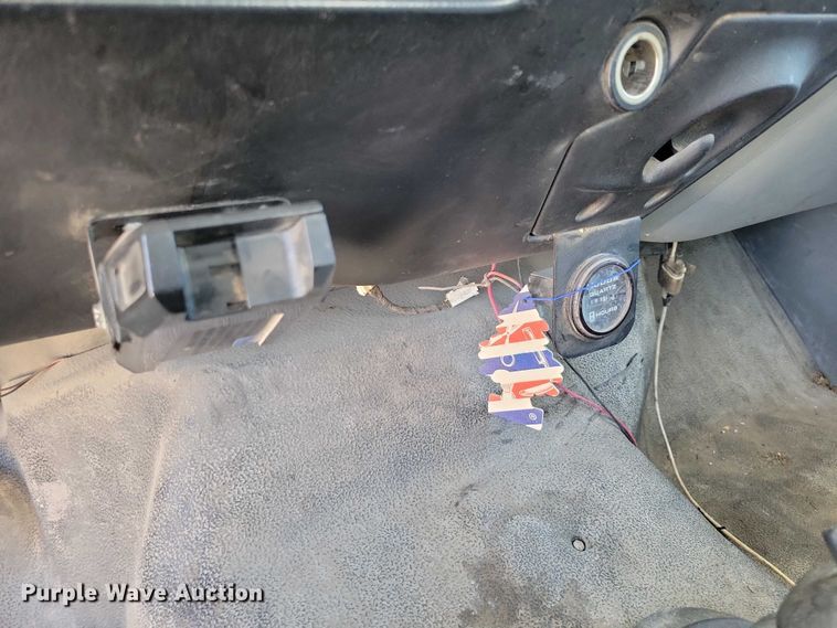 image for item NK9991 2010 Ford F750 Super Duty bucket truck