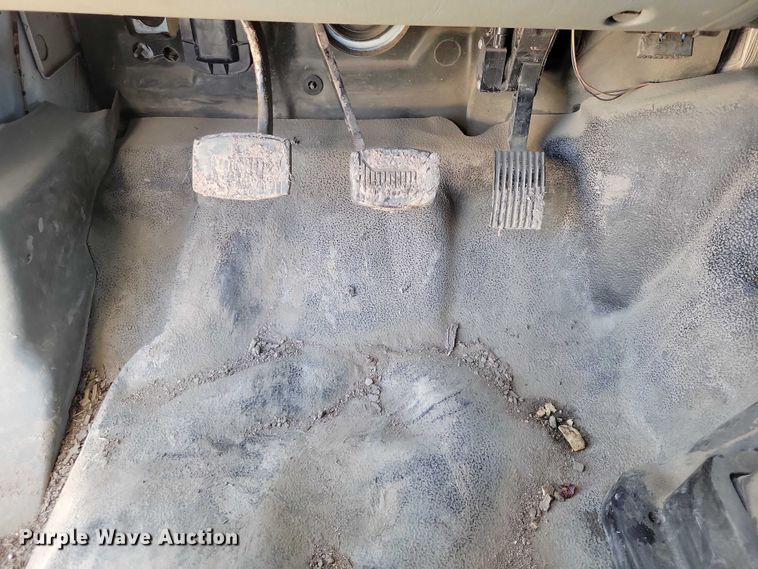 image for item NK9991 2010 Ford F750 Super Duty bucket truck