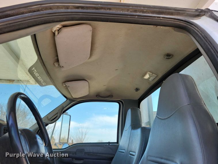 image for item NK9991 2010 Ford F750 Super Duty bucket truck
