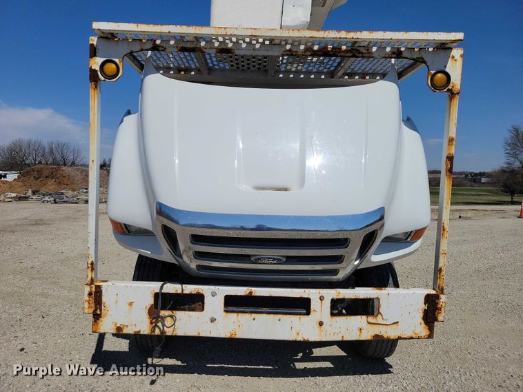 image for item NK9991 2010 Ford F750 Super Duty bucket truck