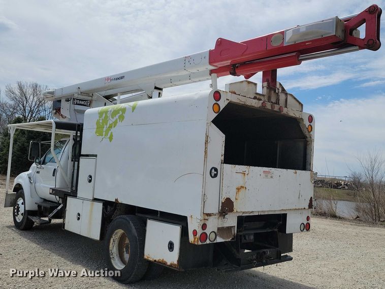 image for item NK9995 2007 Ford F750 Super Duty bucket truck