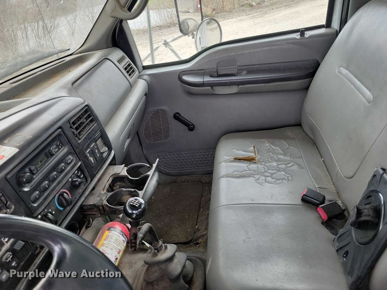 image for item NK9995 2007 Ford F750 Super Duty bucket truck