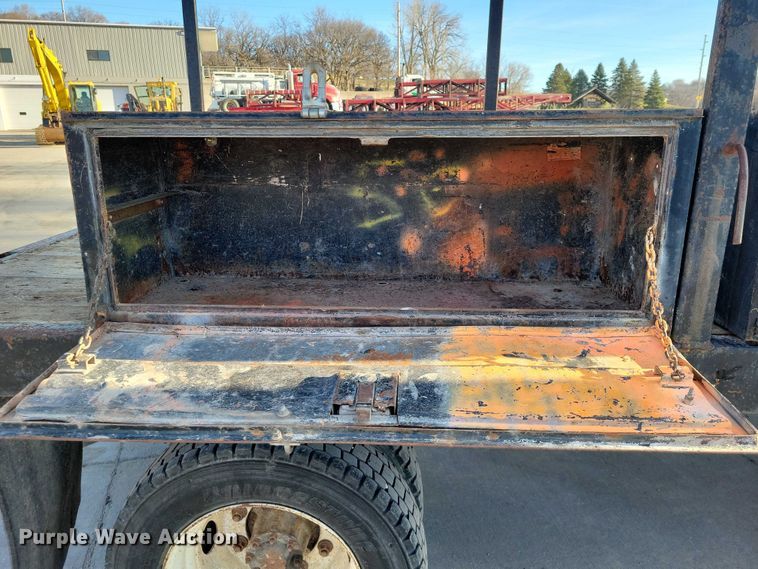 image for item NK9997 1993 GMC Top Kick flatbed truck