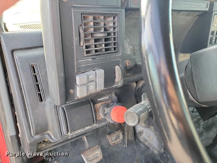 image for item NK9997 1993 GMC Top Kick flatbed truck