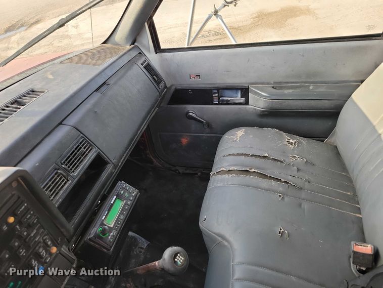 image for item NK9997 1993 GMC Top Kick flatbed truck