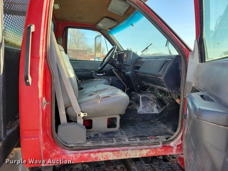 image for item NK9997 1993 GMC Top Kick flatbed truck