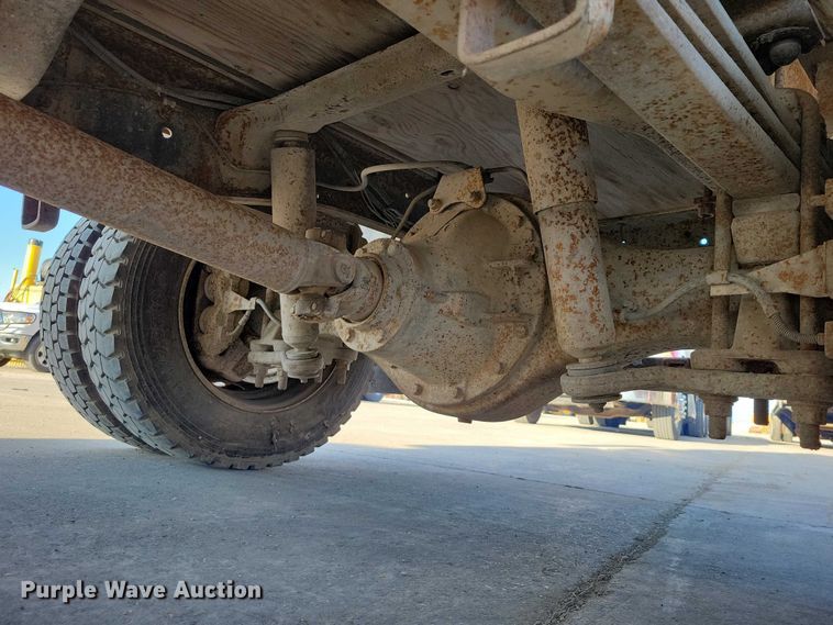 image for item NK9997 1993 GMC Top Kick flatbed truck