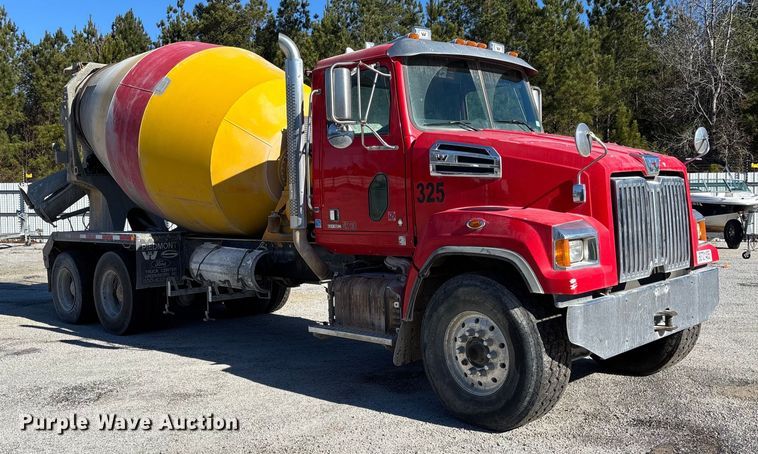 image for item YA1618 2016 Western Star 4700SF ready mix truck