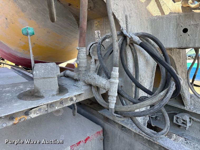 image for item YA1618 2016 Western Star 4700SF ready mix truck